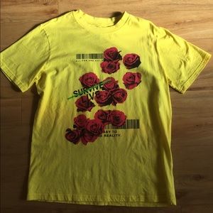(Size M)Rose Barcode Tee
